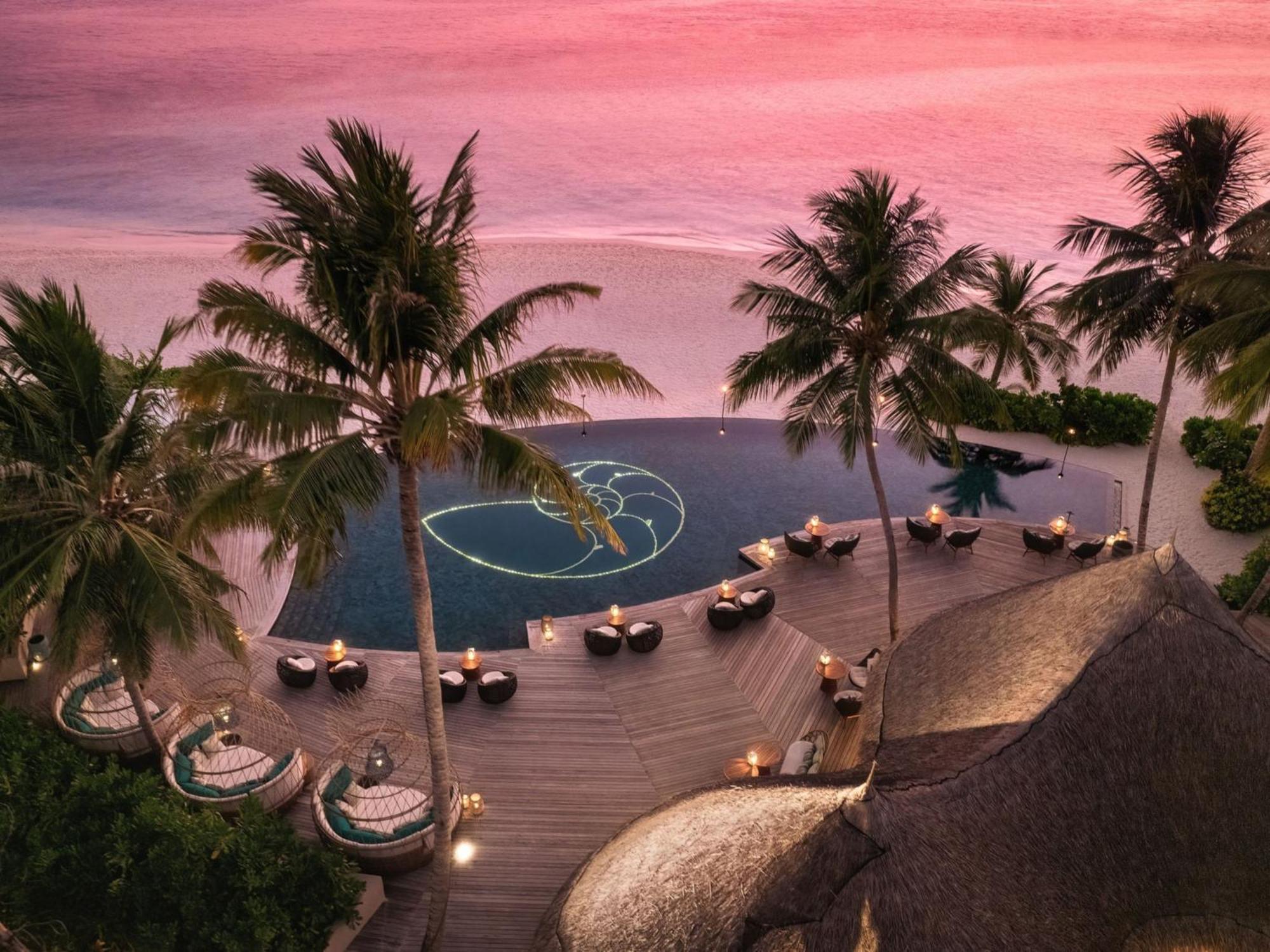 เดอะ นอติลุส มัลดีฟส์ Hotel Kamadhoo ภายนอก รูปภาพ